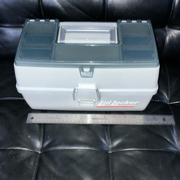 Vintage Lid Locker fishing box - Picture 5 of 14